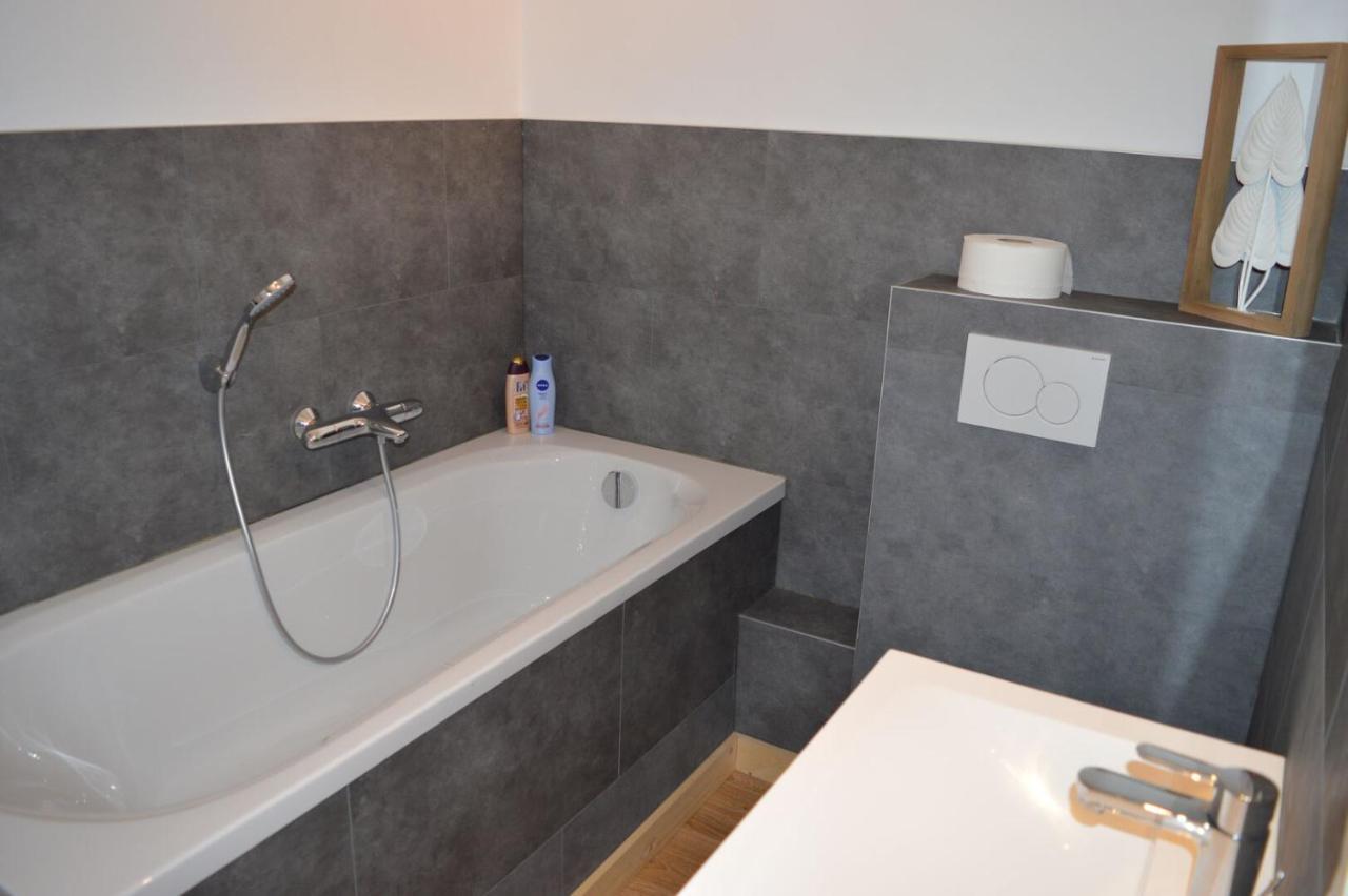 Luxury Spa Hotel - Francofolies Buitenkant foto